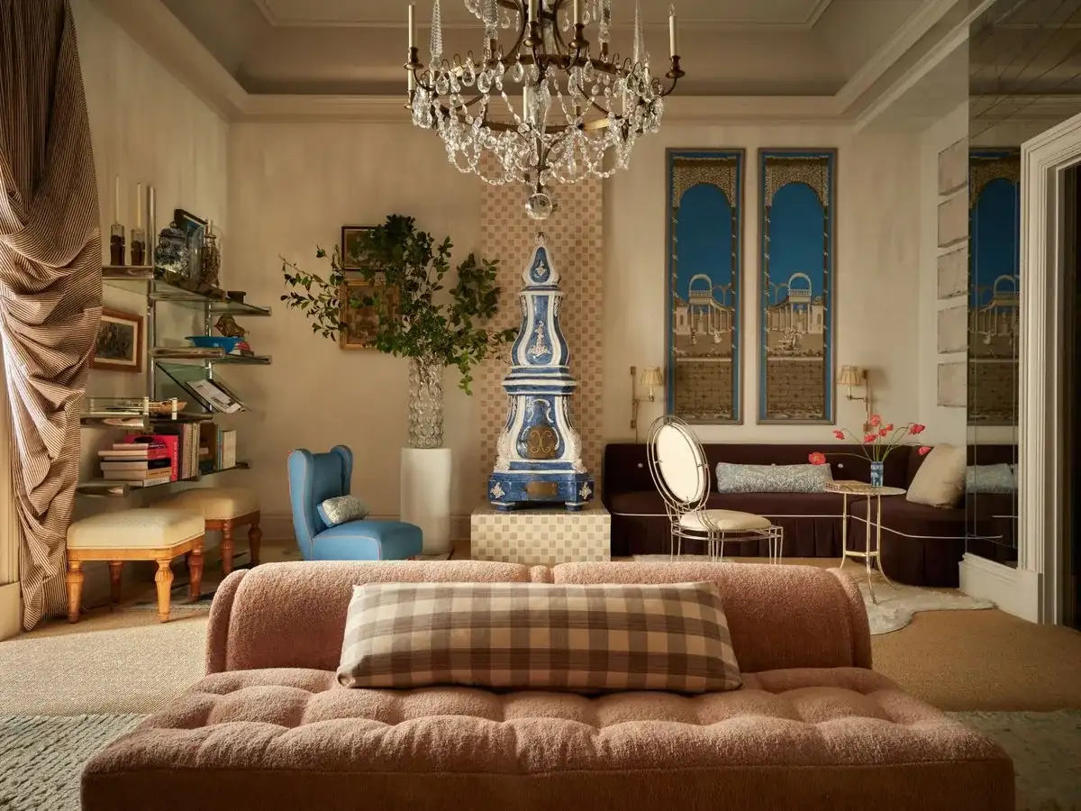 A French majolica kachelofen anchors Studio Eckström's drawing room at the 2025 Kips Bay Show House